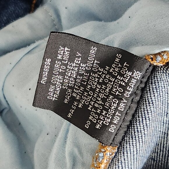 Universal Standard Blue Straight Leg Jeans - Picture 12 of 15